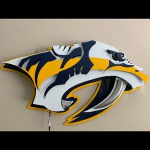 Meet your Posher, Dustin